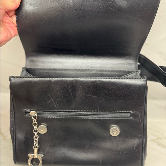 Salvatore Ferragamo Gancini Shoulder Bag in Black Calf Leather - Picture 8 of 12